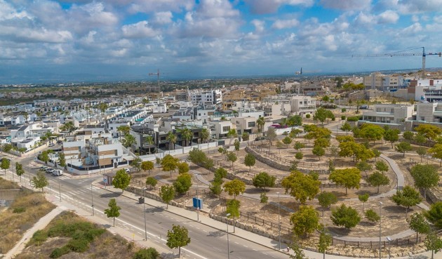 Brukt - Villa -
Benijofar - Costa Blanca