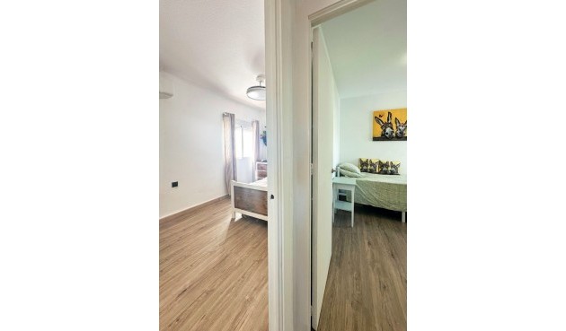 Brukt - Bungalow -
Orihuela Costa - Costa Blanca
