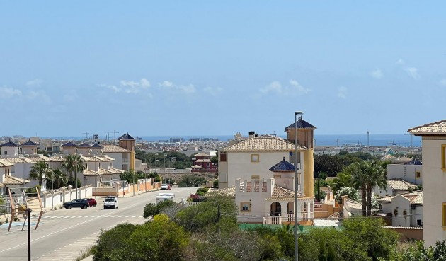 Brukt - Quad House -
Orihuela Costa - Montezenia