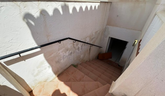 Brukt - Quad House -
Orihuela Costa - Montezenia