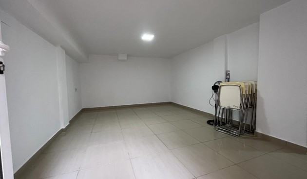 Brukt - Quad House -
Orihuela Costa - Montezenia