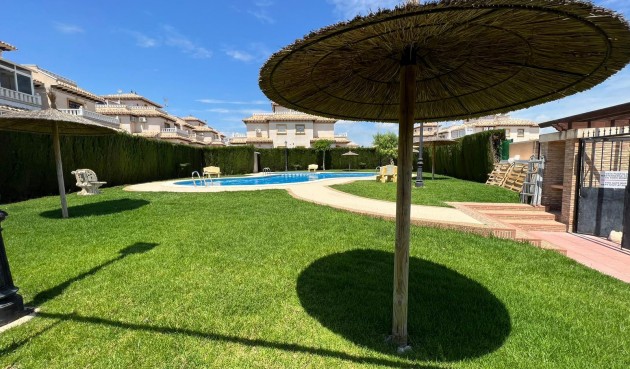 Brukt - Quad House -
Orihuela Costa - Montezenia