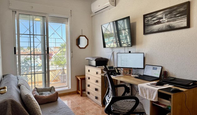 Brukt - Town House -
Torrevieja - La Siesta - El Salado - Torreta