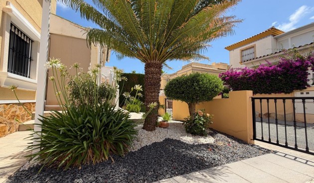 Brukt - Town House -
Orihuela Costa - Los Dolses