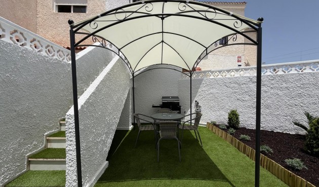 Brukt - Bungalow -
Torrevieja - El Limonar