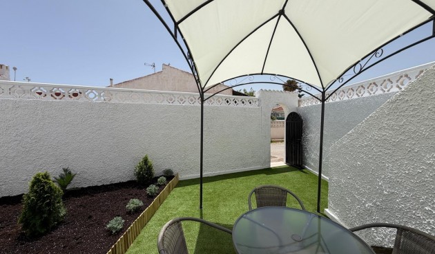 Brukt - Bungalow -
Torrevieja - El Limonar