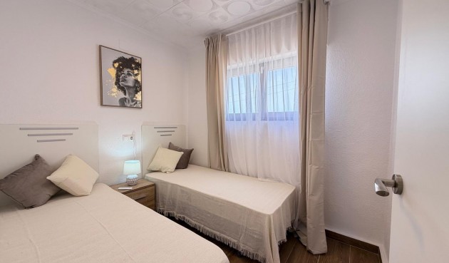 Brukt - Bungalow -
Torrevieja - El Limonar