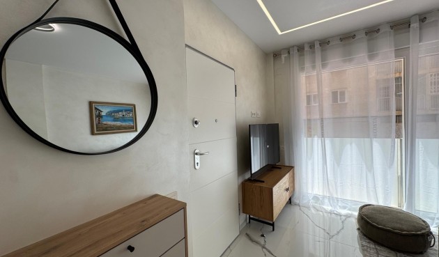 Brukt - Apartment -
Torrevieja - Estacion De Autobuses