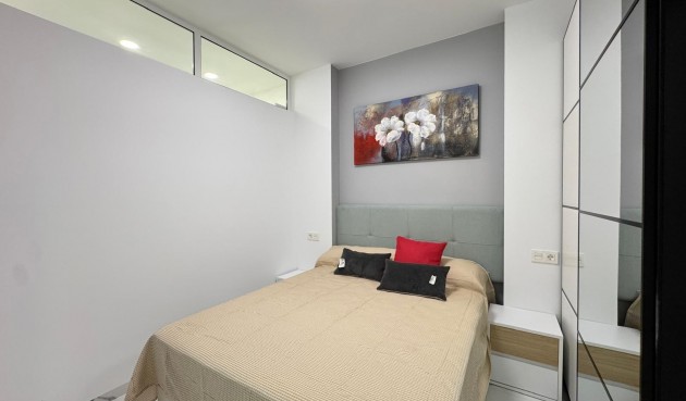 Brukt - Apartment -
Torrevieja - Estacion De Autobuses