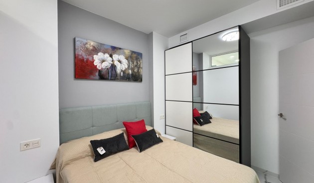 Brukt - Apartment -
Torrevieja - Estacion De Autobuses