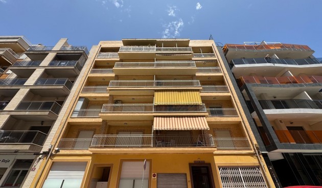 Brukt - Apartment -
Torrevieja - Estacion De Autobuses