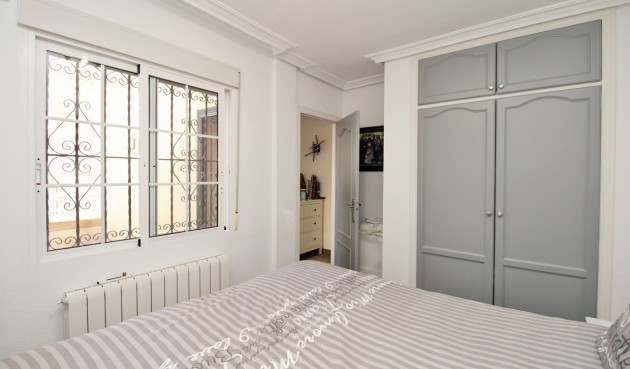 Brukt - Town House -
Villamartin - Costa Blanca