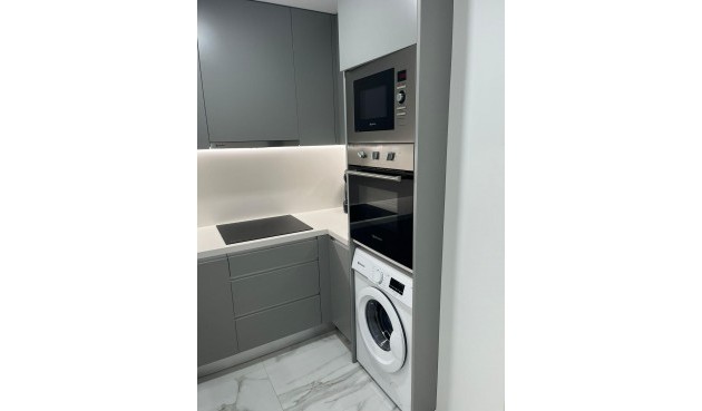 Brukt - Apartment -
Torrevieja - Centro