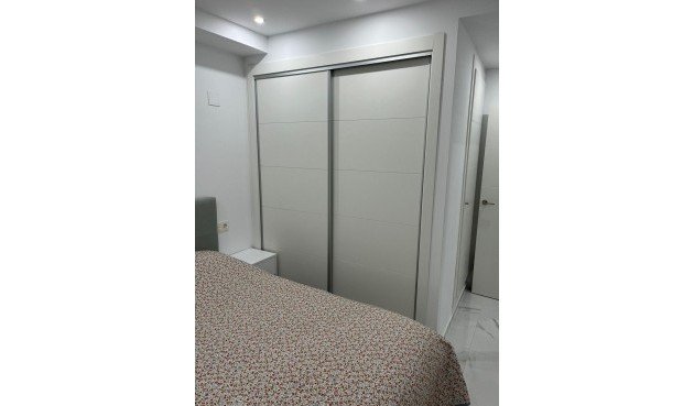 Brukt - Apartment -
Torrevieja - Centro