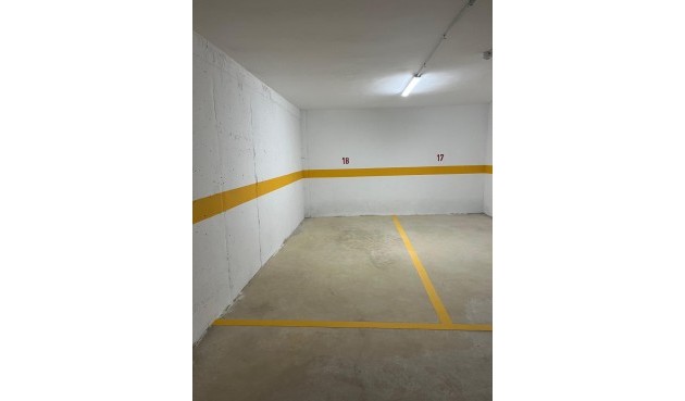Brukt - Apartment -
Torrevieja - Centro