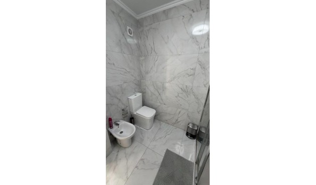 Brukt - Apartment -
Torrevieja - Curva Del Palangre