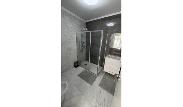 Brukt - Apartment -
Torrevieja - Curva Del Palangre