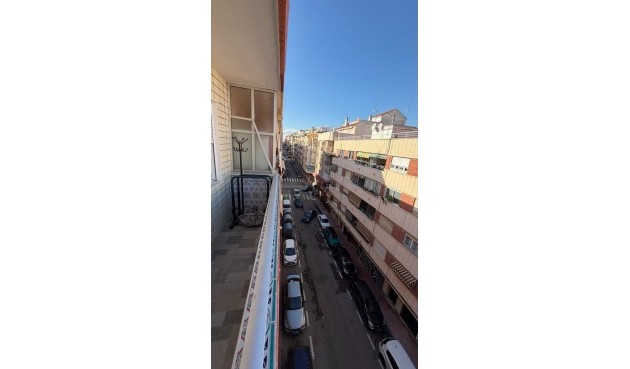 Brukt - Apartment -
Torrevieja - Curva Del Palangre