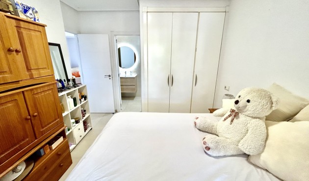Resale - Apartment -
Villamartin - Costa Blanca