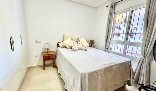 Resale - Apartment -
Villamartin - Costa Blanca