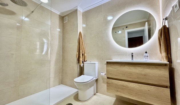 Resale - Apartment -
Villamartin - Costa Blanca