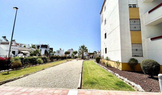 Resale - Apartment -
Villamartin - Costa Blanca