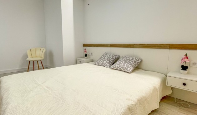 Resale - Apartment -
Torrevieja - Costa Blanca