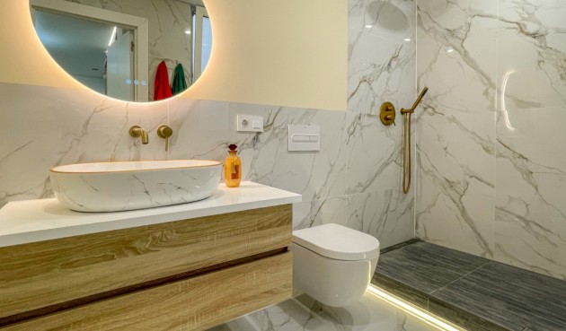 Resale - Apartment -
Torrevieja - Costa Blanca