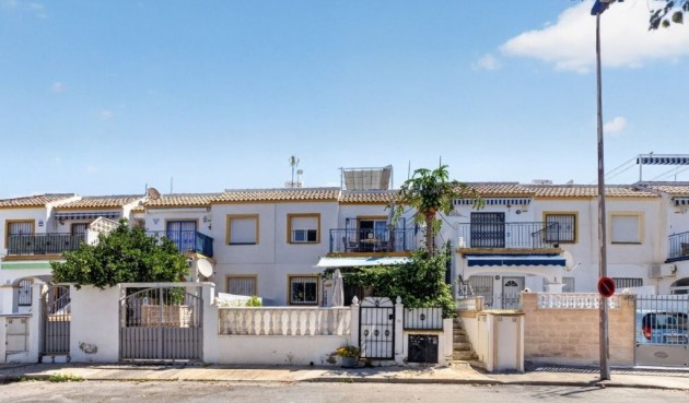 Resale - Apartment Penthouse -
Torrevieja - Jardin del Mar