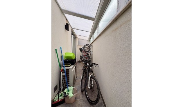 Återförsäljning - Apartment -
Guardamar del Segura - Costa Blanca