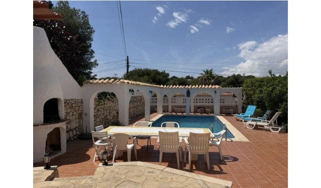 Resale - Villa -
Jávea - Costa Blanca