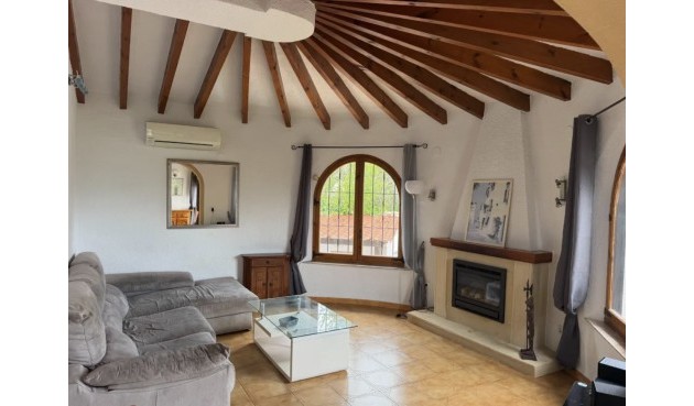 Resale - Villa -
Jávea - Costa Blanca