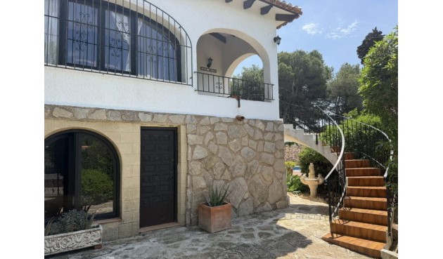 Resale - Villa -
Jávea - Costa Blanca