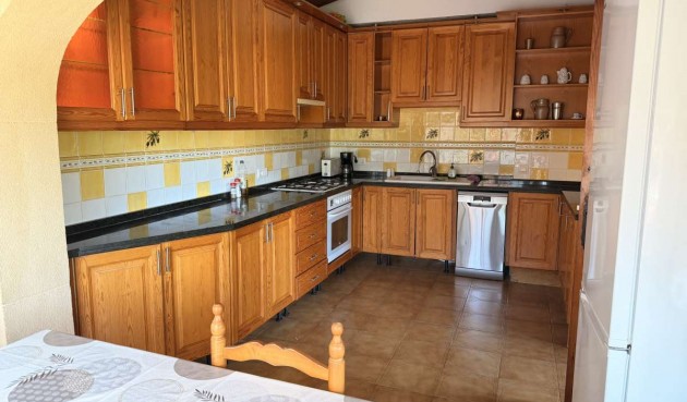 Resale - Villa -
Jávea - Costa Blanca
