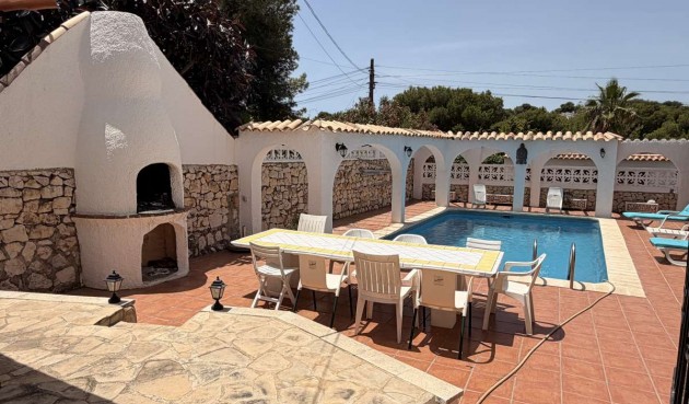 Resale - Villa -
Jávea - Costa Blanca