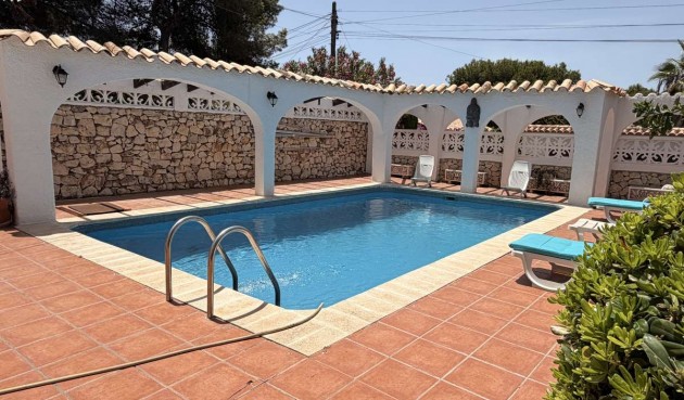 Resale - Villa -
Jávea - Costa Blanca