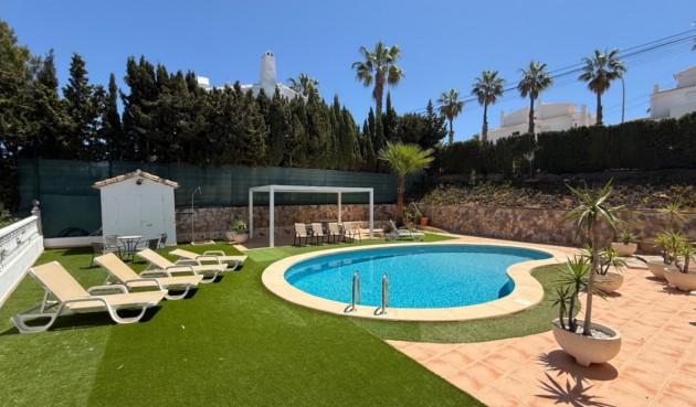 Resale - Villa -
Orihuela - Inland