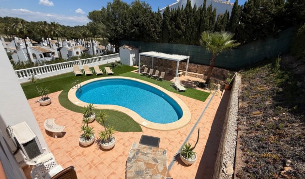 Resale - Villa -
Orihuela - Inland