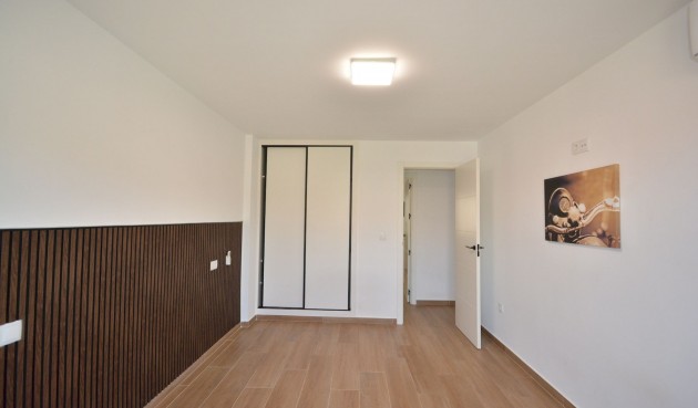 Resale - Apartment -
Guardamar del Segura - Costa Blanca