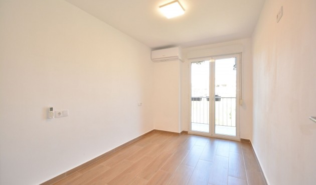 Resale - Apartment -
Guardamar del Segura - Costa Blanca