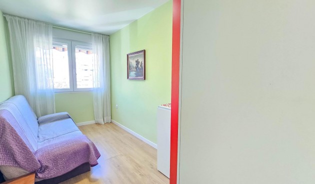 Resale - Apartment -
Torrevieja - Playa del Cura