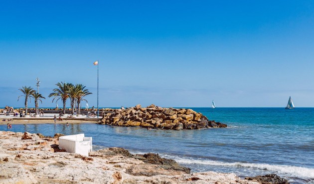 Resale - Apartment -
Torrevieja - Antonio Machado