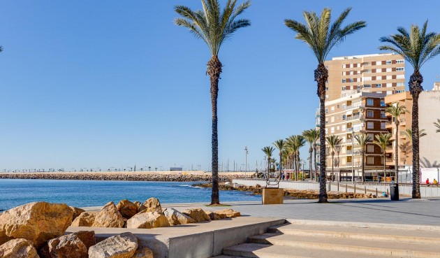 Resale - Apartment -
Torrevieja - Antonio Machado
