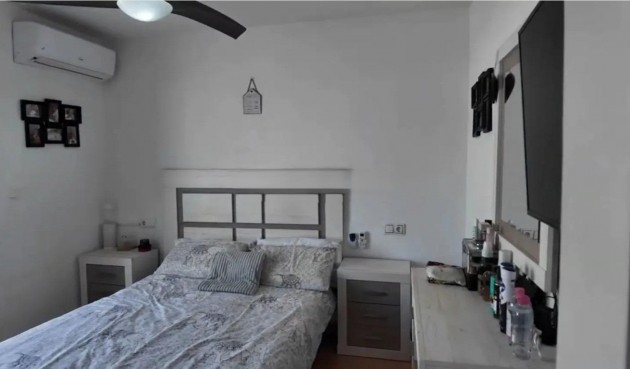 Resale - Town House -
Orihuela Costa - Los Almendros-la Florida