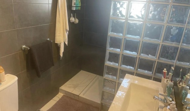 Resale - Town House -
Orihuela Costa - Los Almendros-la Florida