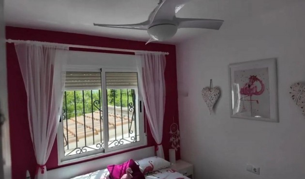 Resale - Town House -
Orihuela Costa - Los Almendros-la Florida