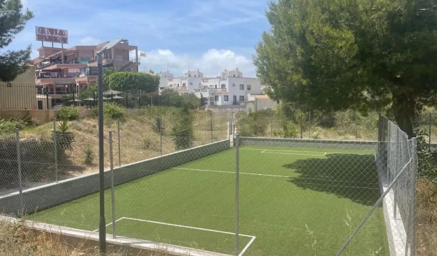 Resale - Town House -
Orihuela Costa - Los Almendros-la Florida