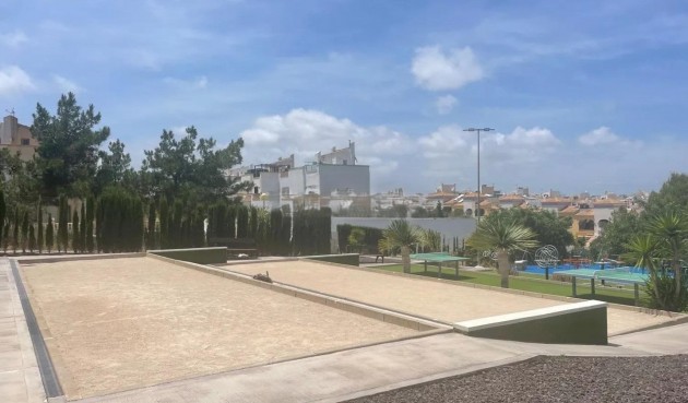 Resale - Town House -
Orihuela Costa - Los Almendros-la Florida