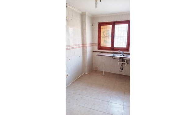 Resale - Apartment -
Torrevieja - Centro