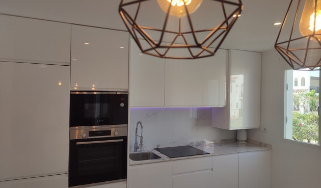 Resale - Apartment -
Hacienda Riquelme Golf Resort - Inland